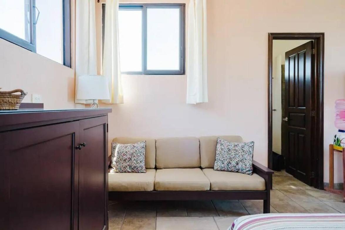 Enjoy Ac In The Penthouse At Inn アヒヒク エクステリア 写真